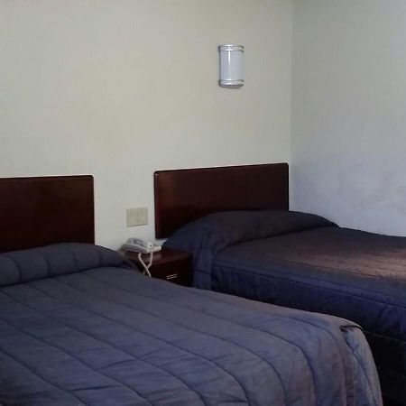 Sierra Inn South El Monte Quarto foto